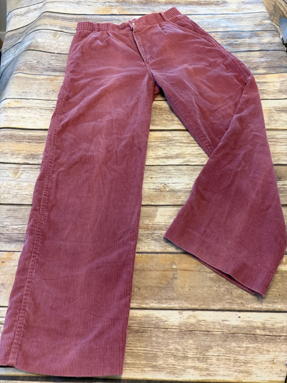 Vintage Woolrich Women's Corduroy Pants Dusty Rose 80s Pleated Straight Leg